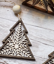 Load image into Gallery viewer, Snowflake Tree Ornaments
